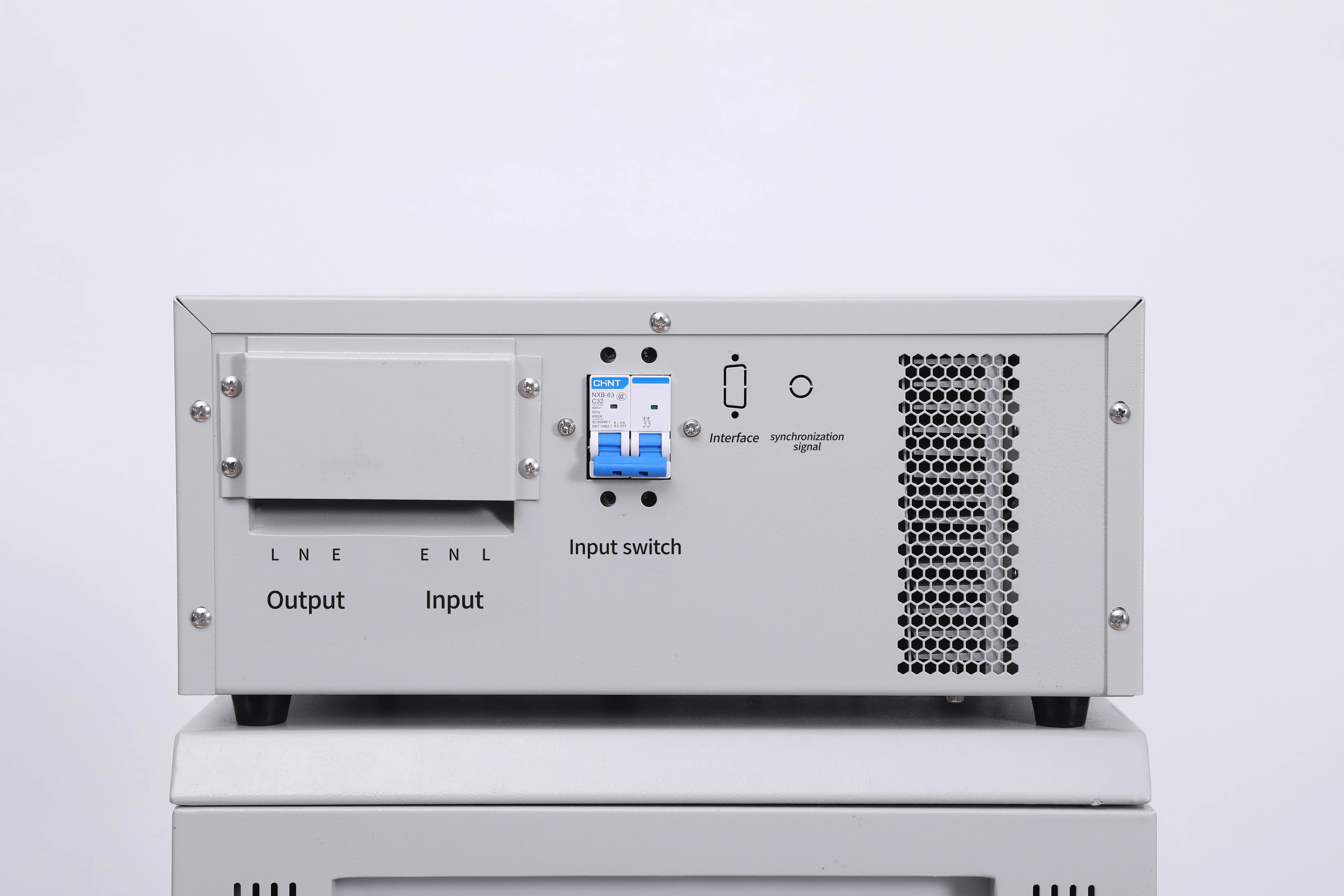 مصدر طاقة التيار المتردد PA9520 0-300 فولت 0-2KW 0-400 هرتز RS232 RS485 مرحلة واحدة قابلة للبرمجة تردد متغير تحويل التيار الكهربائي