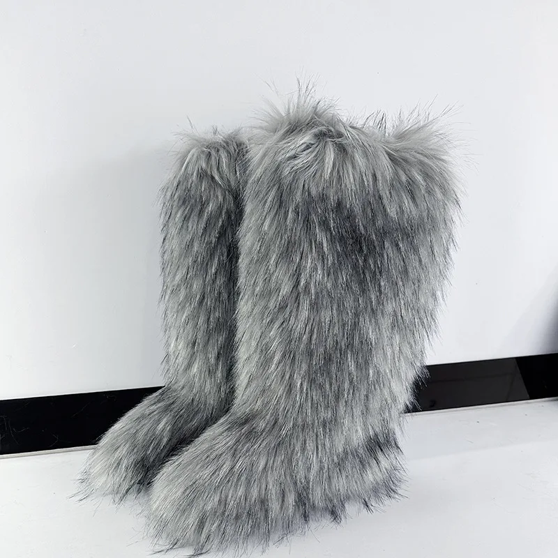 IPPUEM الركبة عالية الفراء المنغولية الأحذية للنساء الشتاء حجم كبير 46 2025 جديد كعب مسطح الثلوج أحذية طويلة أفخم الأحذية