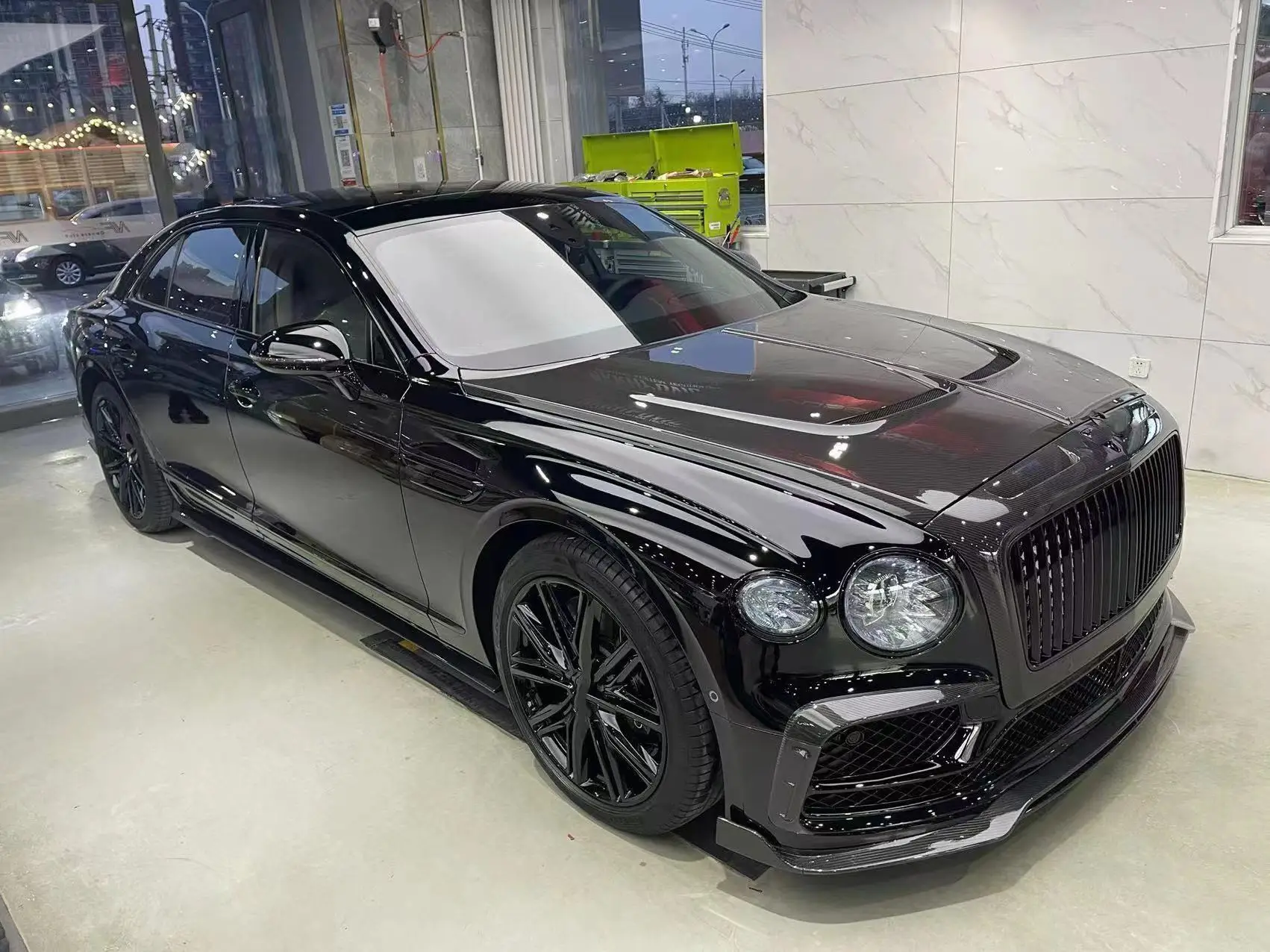 Upgrade MSY Style Dry Carbon Fiber Body Kit for Flying Spur  Front and Rear Bumper Side Skirts Diffuser Spoiler