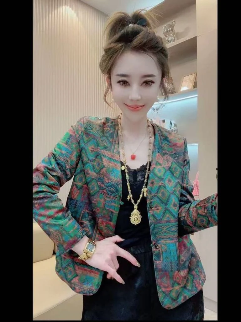 

Двусторонняя женская куртка из золотистого бархата, высококачественная, модная, универсальная, осенняя, в европейском стиле, теплая, с длинными рукавами, V-образным вырезом