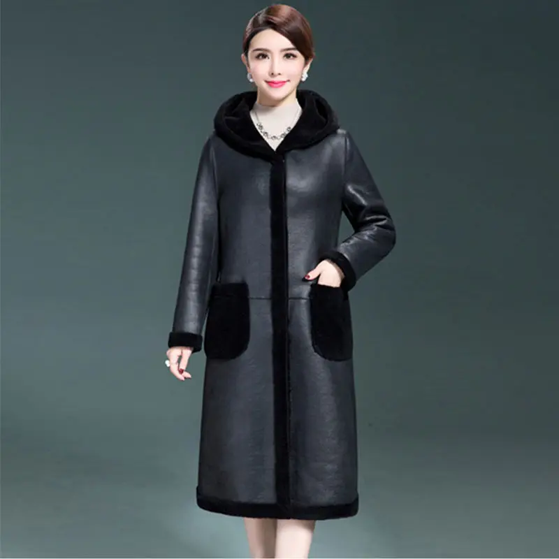 

2022New Fashion Pu Leather Jacket Women Winter Sheep Shear Leather Fur Together Hooded Coat Wear Both Sides Sheepskin CoatsR1979