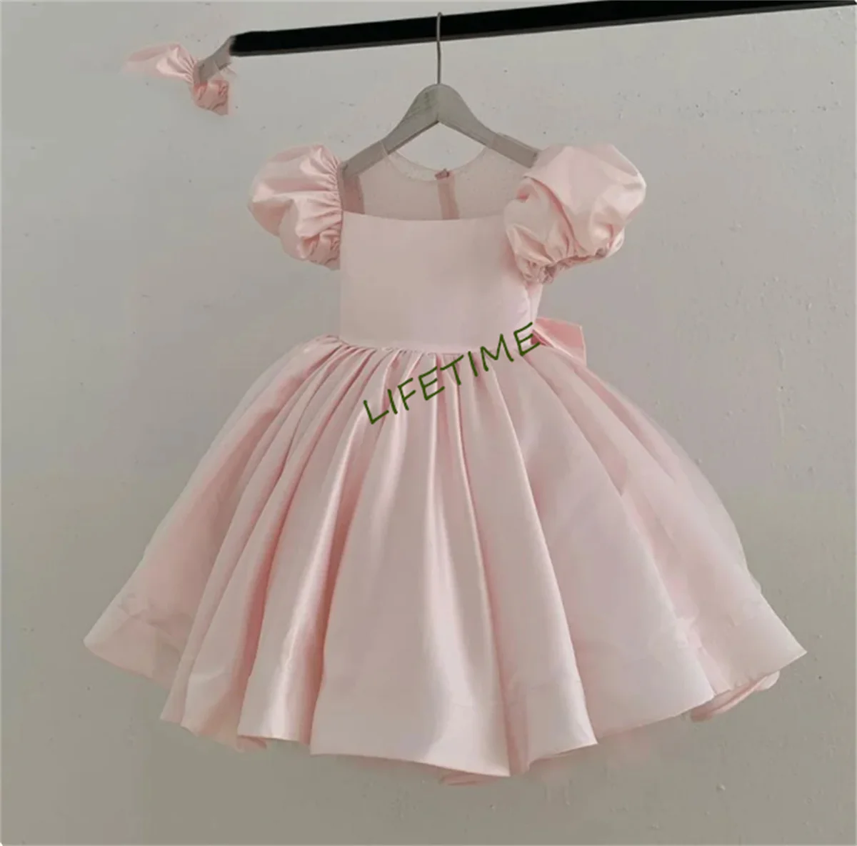 Pink Simple Flower Girl Dress Exquisite Party Kids Birthday Knee Length Bow Pleat A-Line Princess Fashin Satin Short Dress