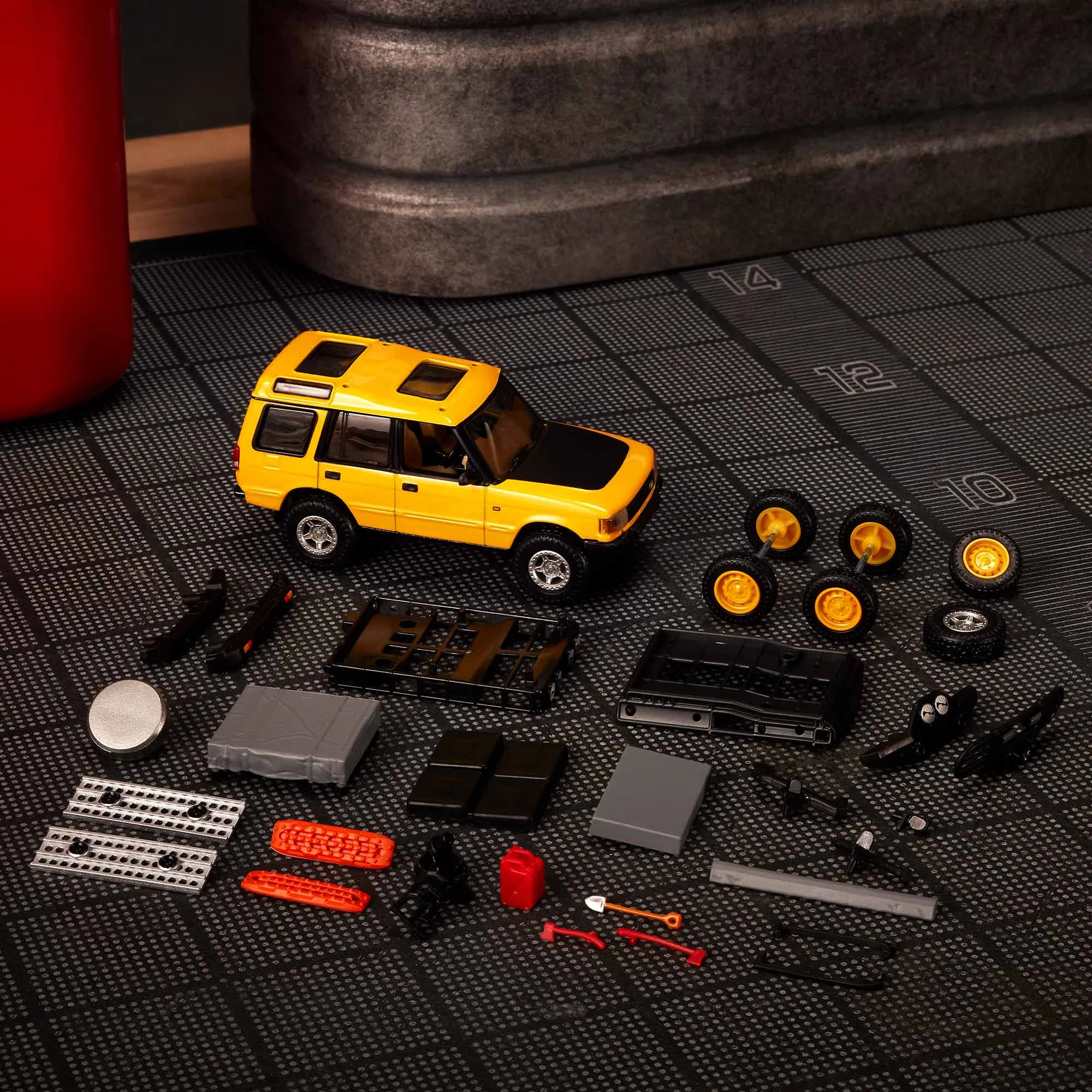 รถฮอตวีลส์ของแท้รุ่น Rlc Elite 1:64 ปี 94 แลนด์โรเวอร์ ดิสคัฟเวอรี่ ของสะสม รถโมเดลโลหะผสม ของตกแต่ง ของขวัญคริสต์มาสสำหรับเด็กผู้ชาย มีสินค้าในสต็อก