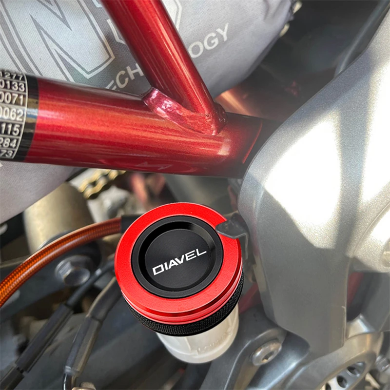 For Ducati Diavel DIAVEL 2011 2012 2014 CNC Rear Brake Fluid Reservoir Cover Cap & Oil Filler Cap Plug Motorcycle Accessories