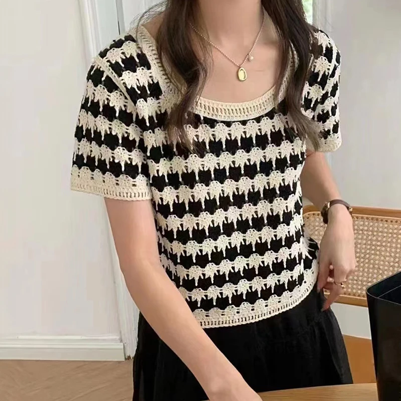 

Women Short Sleeve Crochet Top Scoop Neck Open-Knit Top Blouse Summer Teengirl Cottagecore Vintage Outfit