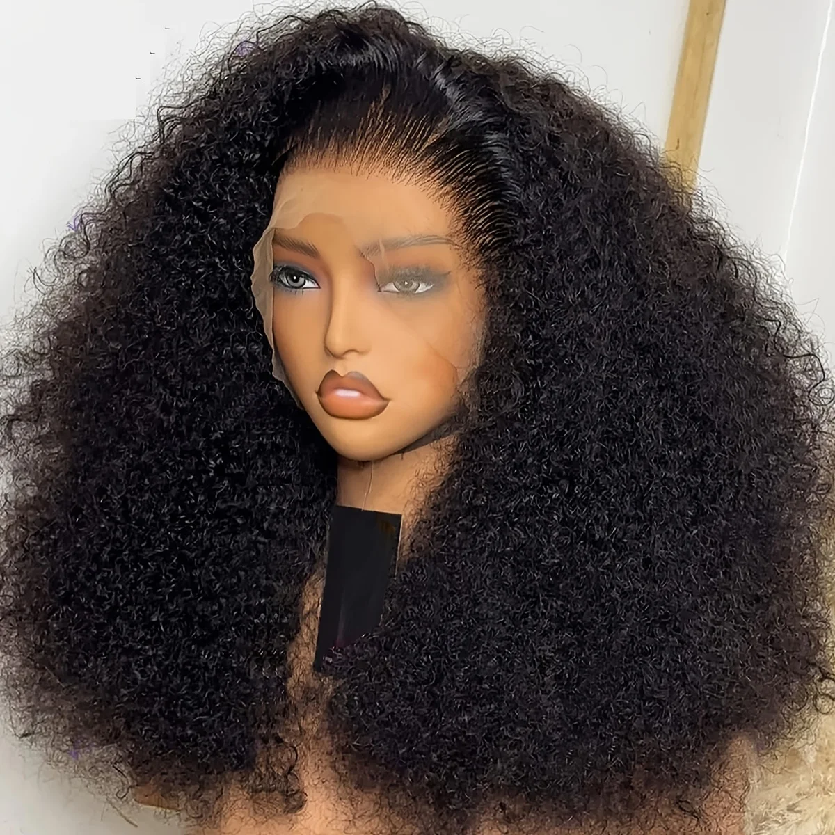 

Черный 26-дюймовый синтетический парик с кружевной передней частью 13*4*1, плотность 180, без клея, кудрявый, длинный, с эффектом baby hair, предварительно прорезанный, для темнокожих женщин