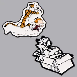 Sevimli kaplan emaye pimleri kadın broşlar erkekler yaka iğneler sırt çantası kostüm aksesuarları üzerinde Manga rozeti hayvan figürlü mücevherat çocuk hediyeler