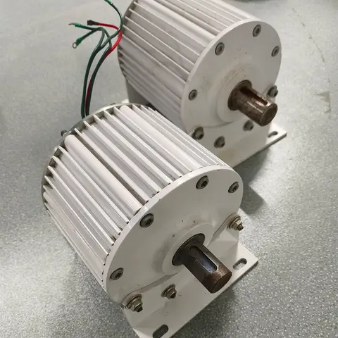 Industrial grade 10kW 30kw 220v380vpermanent magnet generator with copper wire winding IP54 protection level, durable and stable