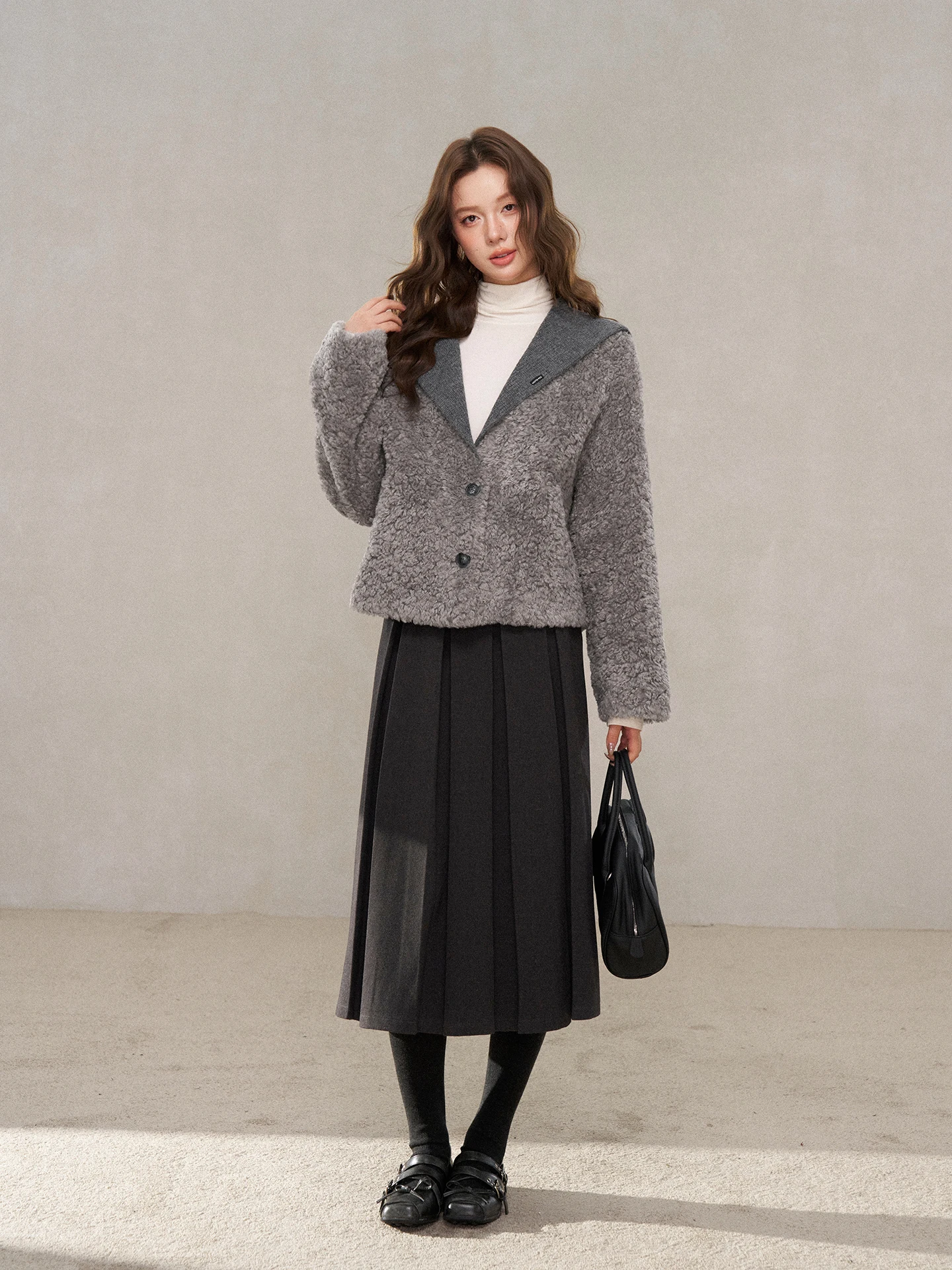 ey ort Fur And Leather Inteated Outerwear for Women Winter 2025 New Sle Small Wild Berries High-End Feel Top