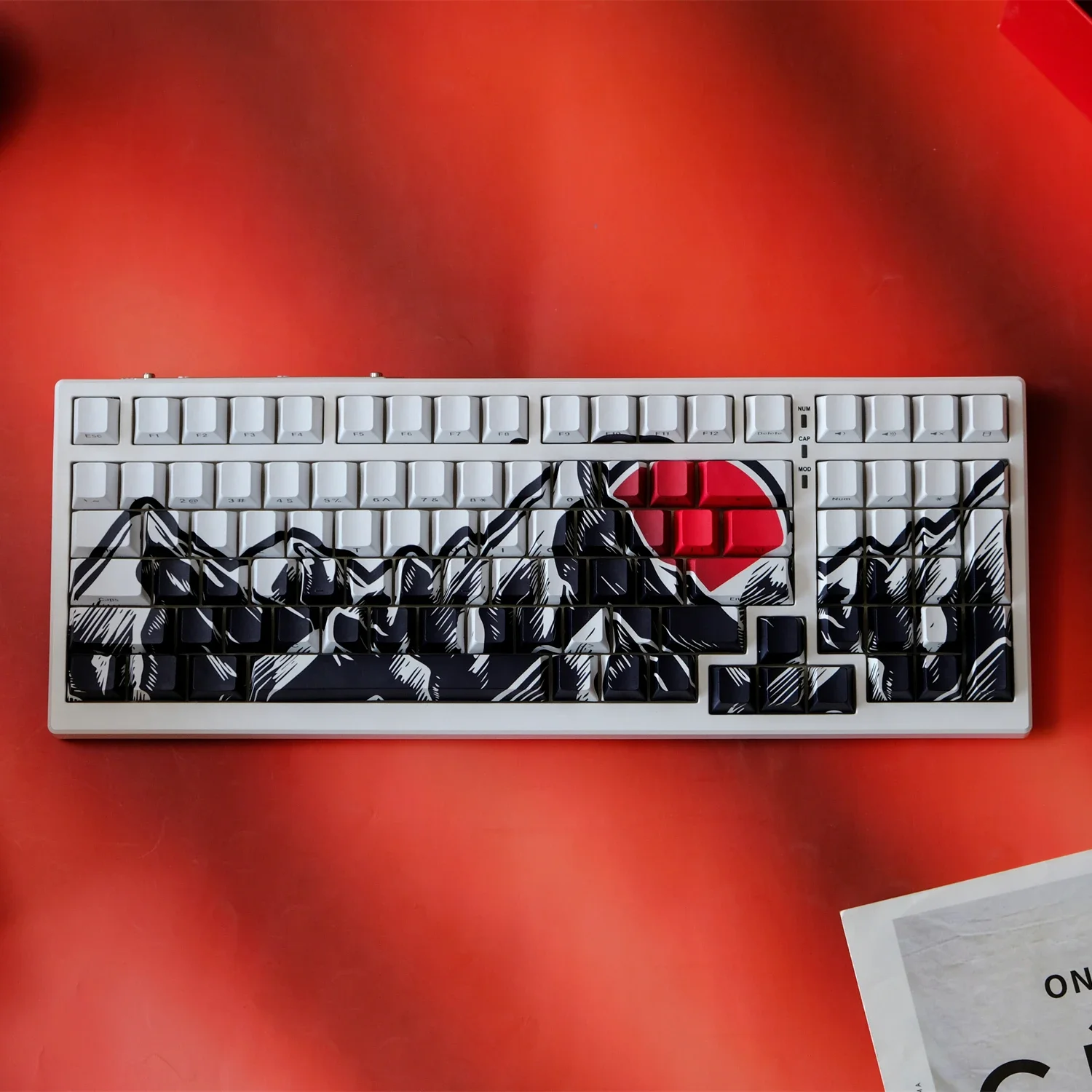 

Red sun rising side engraved transparent keycap PBT original height, thermal sublimation, mechanical keyboard cap wooting