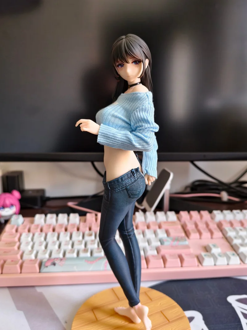 

In Stock New 27cm Genuine Hitomio《She Is Real》 Guitar Sister Jeans Series Sexy Anime Figure Decoration Desktop Collectible Toys