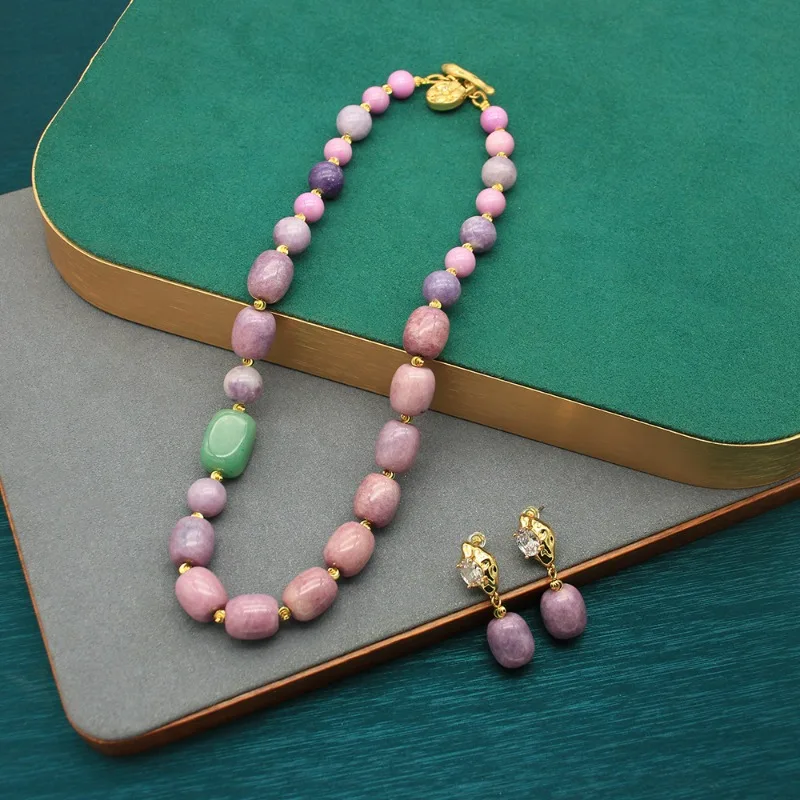 

Natural Stone Beaded Strand Natural Purple Stone Necklace Freshwater Pearl Clavicle Chain Large Turquoise Necklace Pendant