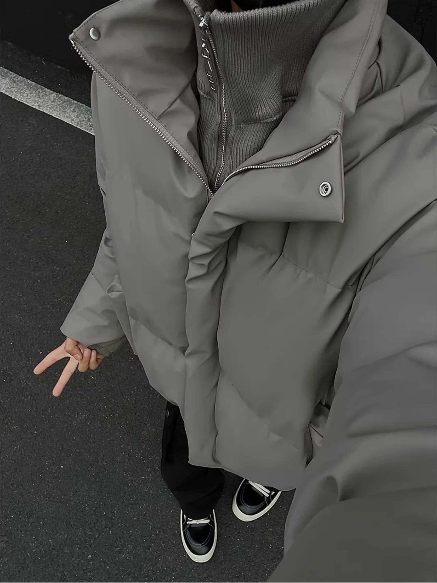 

Мужская зимняя куртка из искусственной кожи с наполнителем из хлопка, многослойная, на молнии, теплая, молодежная, модная, свободного кроя, длинная.