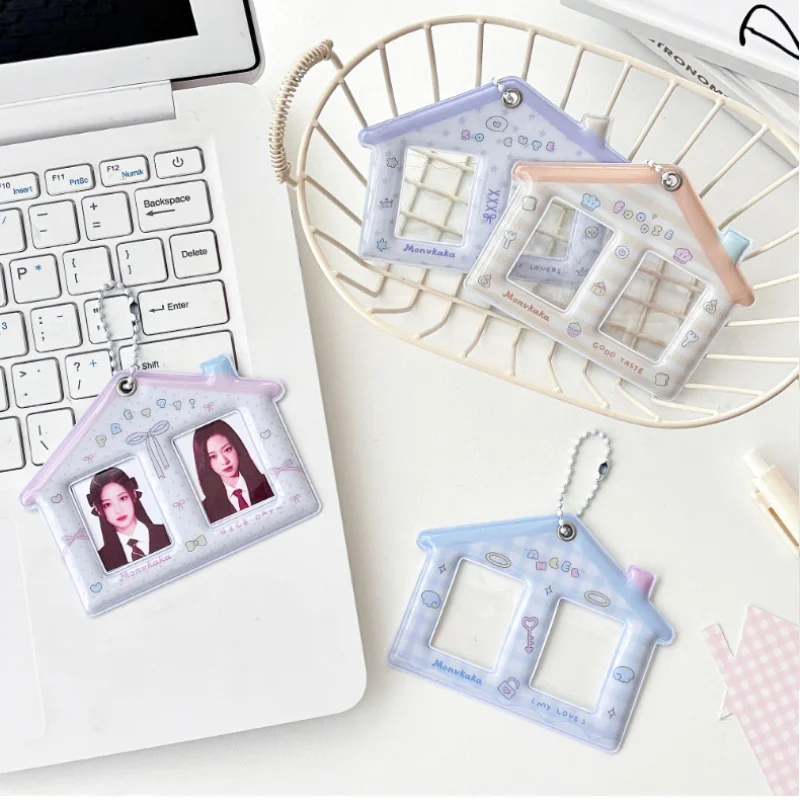 1 بوصة منزل صغير حامل بطاقة PVC فتحة مزدوجة Cp حامل بطاقة شبكة مزدوجة على شكل حامل بطاقة المفاتيح Kpop عرض الصور الشماعات