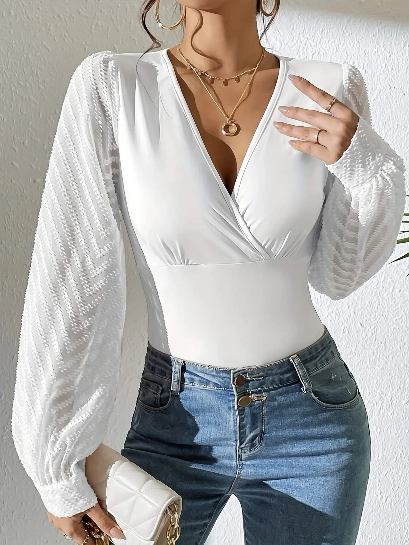 

Women's New Chiffon Top Splicing Design Solid Color Long-sleeved Sweater Commuting Simple V-neck Top Spring and Autumn New Style