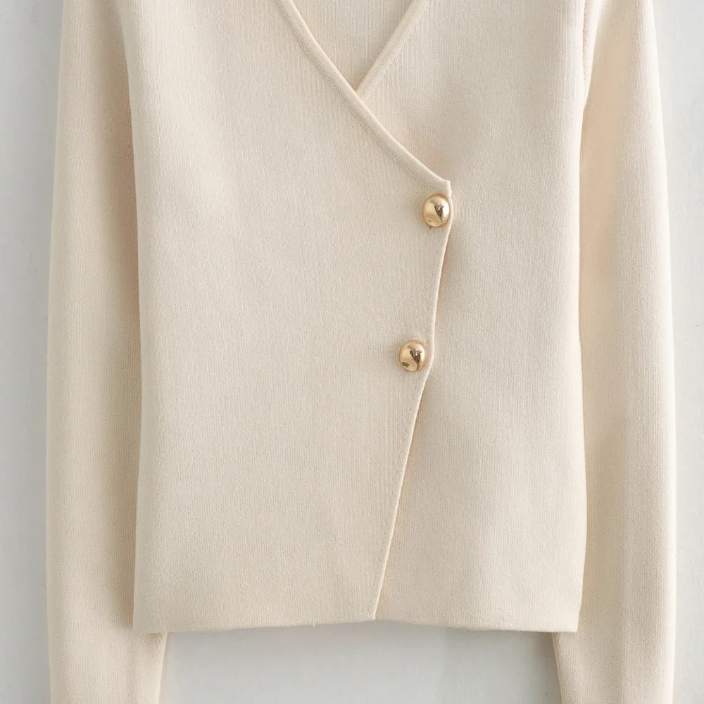 2024 Spring Autumn Elegant Women Cardigan Chic Sweater Buttons Ivory Knitted Cardigan Korean Reviews Many Clothes Cropped Jacket