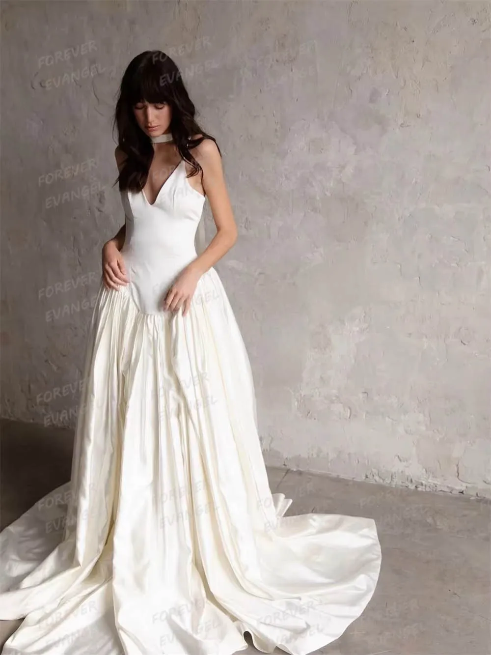 Simple V Neck Wedding Dresses Sleeveless Backless Fluffy Woman's Bride Gowns Customized Beach Party Princess Vestidos De Novia