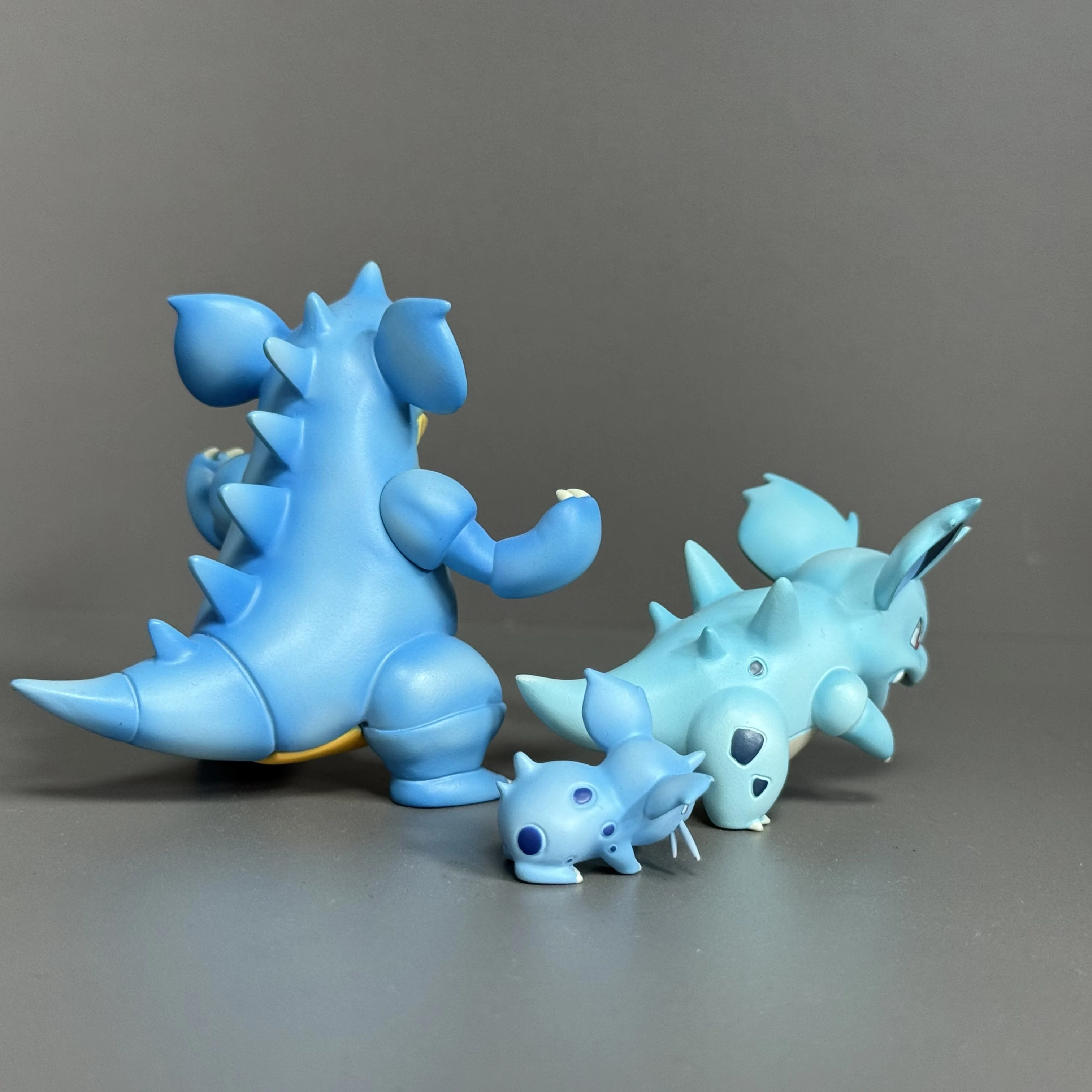 3-częściowy zestaw figurek Pokemon: Nidoqueen, Nidoran, Nidorina, figurka akcji Nidoking, ozdoba kolekcjonerska, dekoracja na biurko, model, lalka, zabawka, prezent