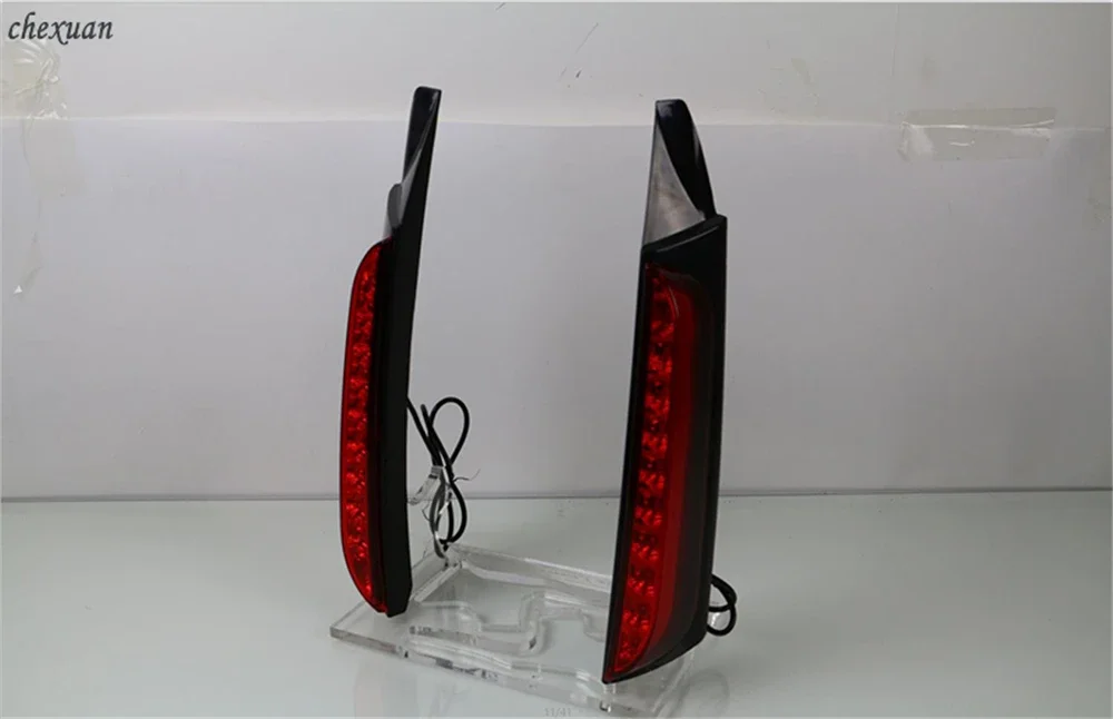 New！ CSCSNL1Pair LED Reflector Rear Lamp Light Brake Light Warning Light For Toyota Fortuner 2015 2016 2017 2018 2019 2020