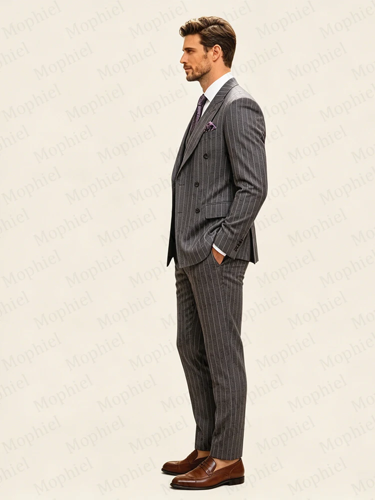 Grey Pinstripe Men Suits 3 Pcs Peaked Lapel Double Breasted Slim Fit Groom Suit Tuxedo Formal Office Business Blazer Customized