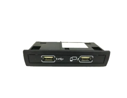 New Usb Hub Integrated Line Interface A1728201600 A1728202826 For C200 C260 C300 E300 Gla200 A1728202000