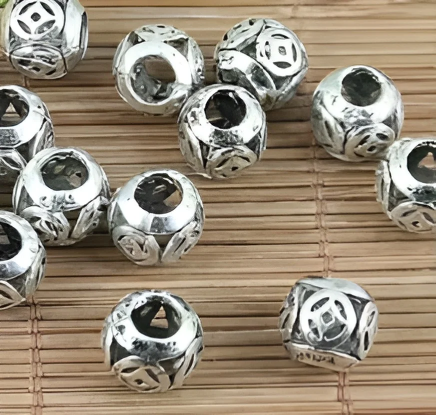 

10pcs 8.7*9.7mm, hole 4.5mm Alloy matel tibetan silver patterns hollow loose beads HWH5110