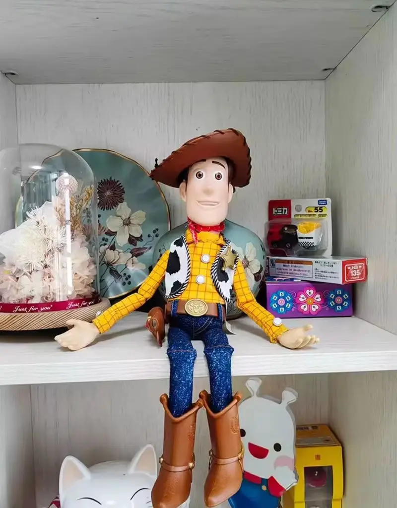 뜨거운 40cm 디즈니 픽사 토이 스토리 우디 액션 피규어 영어 영화 사운드 캐릭터 인형 천 카우보이 어린이를위한 생일 선물