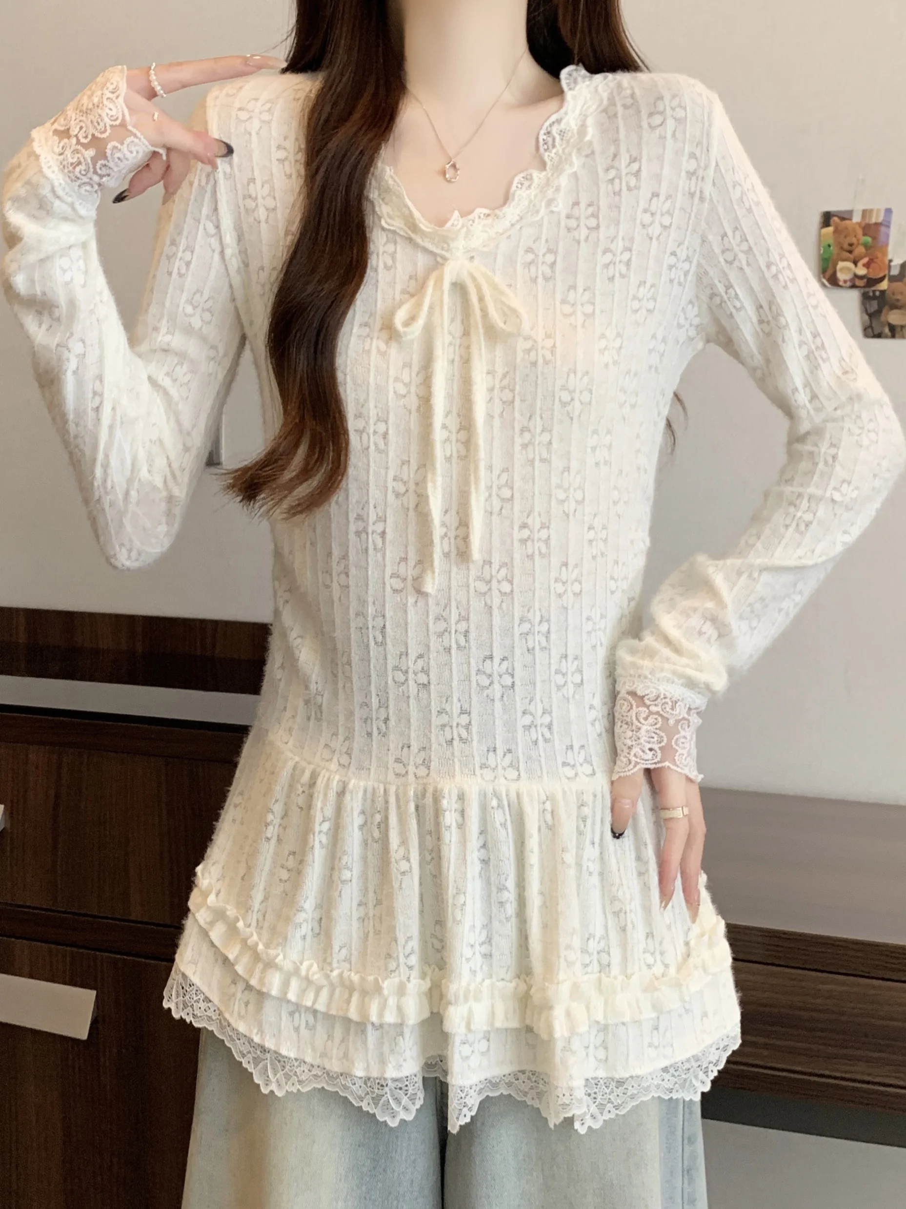 เสื้อลูกไม้สไตล์เกาหลีสำหรับสาวอวบ พร้อมกระโปรงลูกไม้แบบผูกโบว์ ดีไซน์ไม่ซ้ำใคร