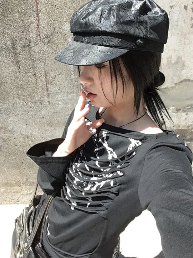 

American Y2k Subcultural Vintage Print T-shirts High Street Hole Slim Fit Tee Shirt 2025 Spring Autumn New Bottoming Top