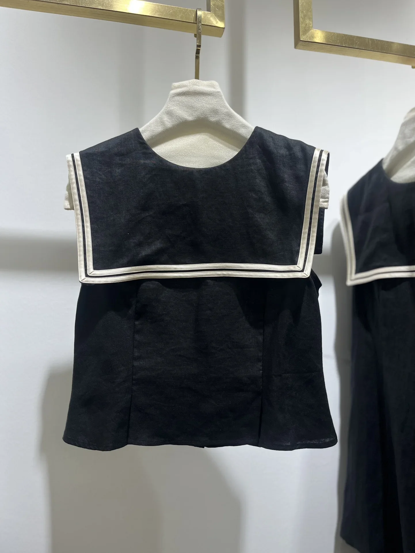 Women's Sailor Collar Blouse Summer New Contrast Color Sleeveless Elegant Shirt