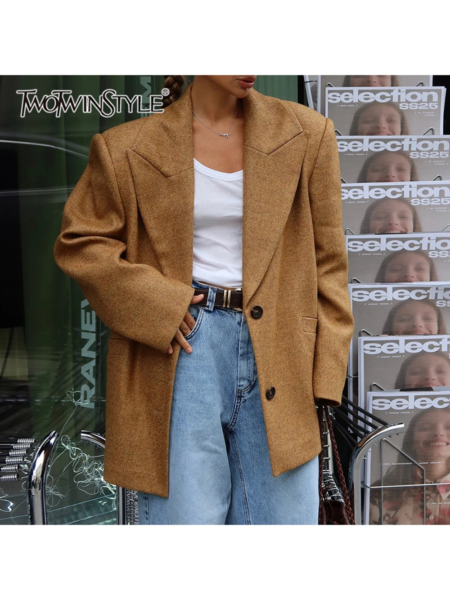 

TWOTWINSTYLE однотонные свободные однобортные повседневные пиджаки для женщин с лацканами и длинными рукавами, лоскутный пиджак с карманами, женский новый