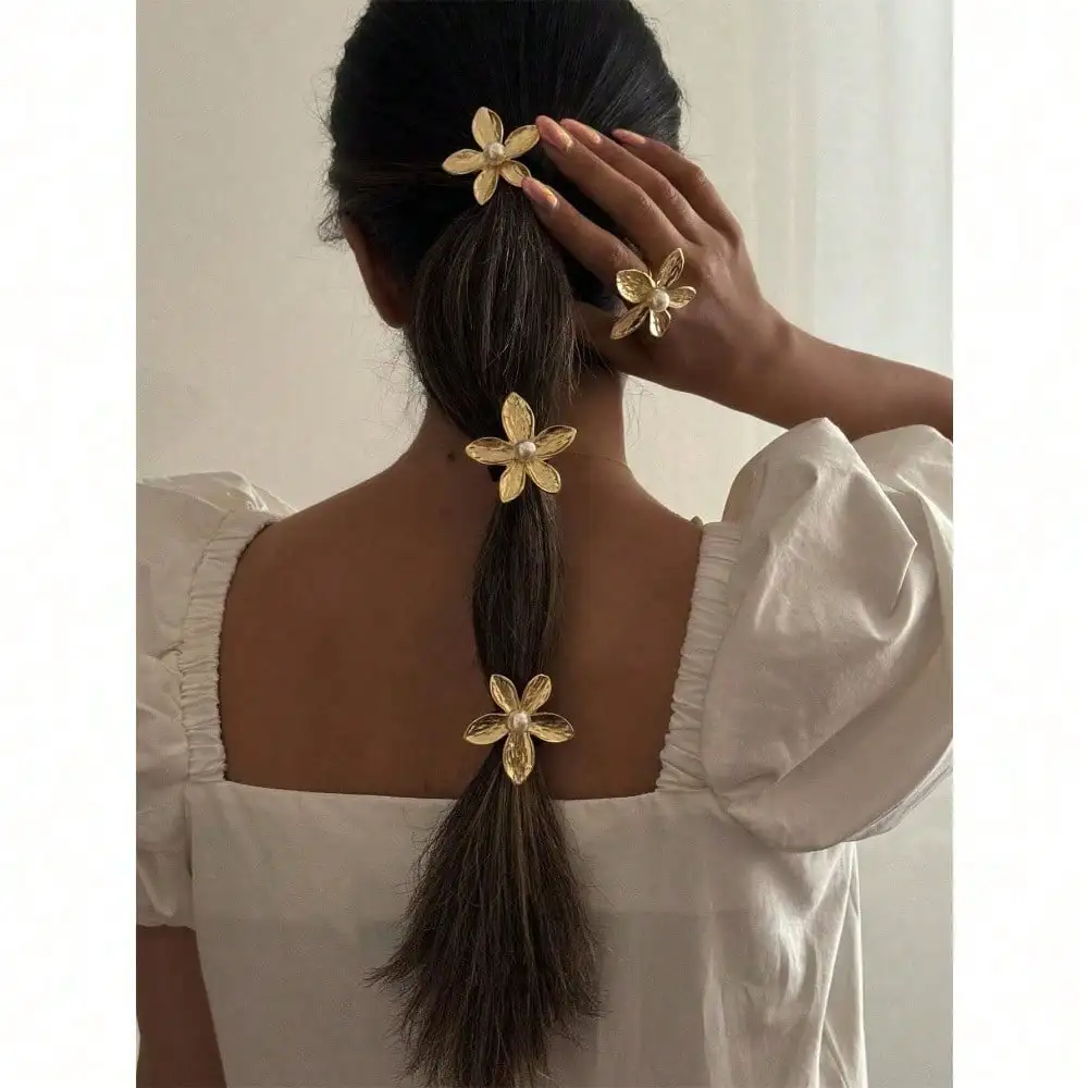 

3pcs Elegant Cute Cherry Pendant Hair Tie, Alloy Hair Hoop Metal Hair Accessories, Suitable For Summer, Beach, Vacation, Hair Bobble, Hair Tie ,Hair Accessories, Ponytail Holders, Hair Elastics, Hair Bobbles