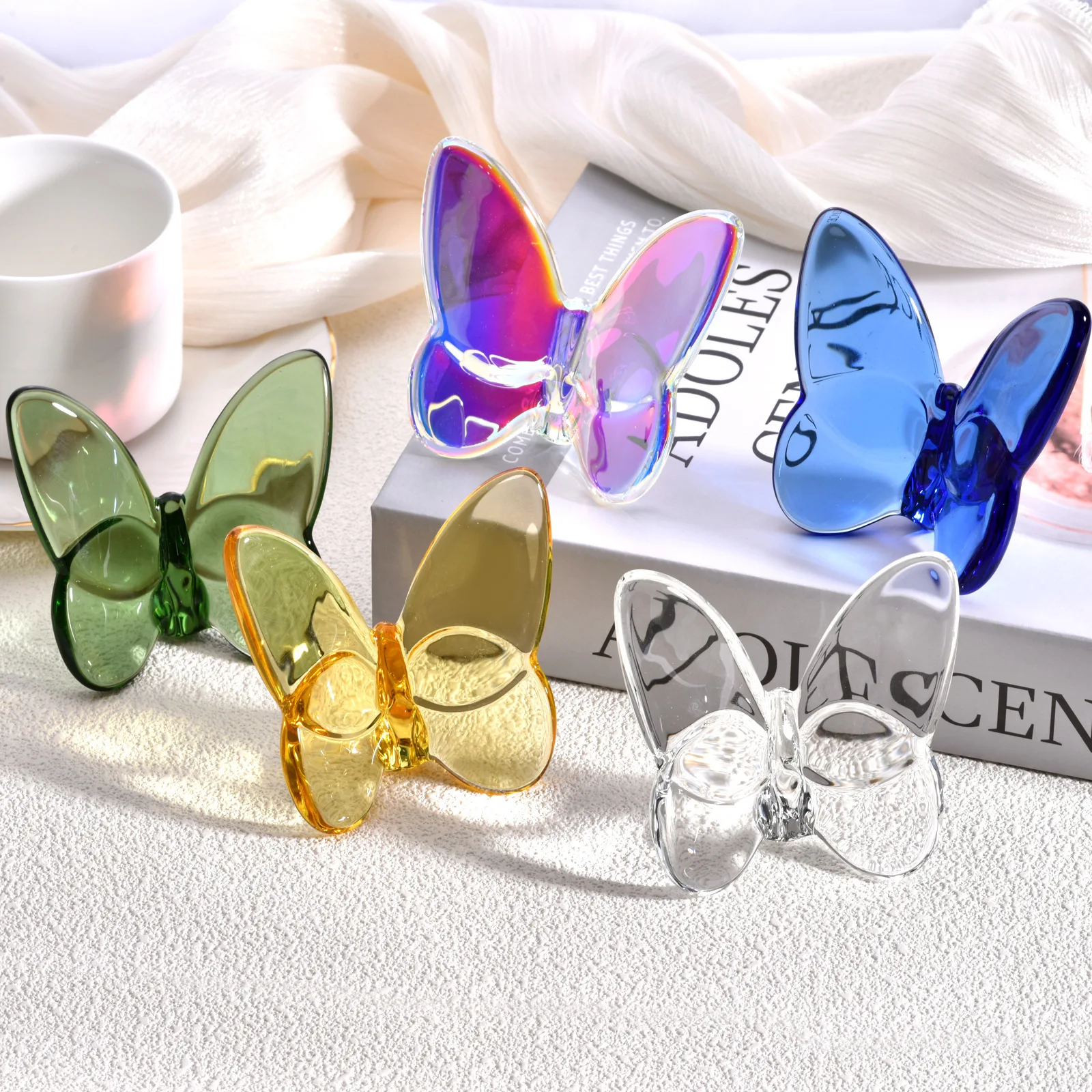 Colorful Crystal Butterfly Figurines Winkling Reflective Reflective Crystal Glass Butterfly Ornament Vivid Super Winkling
