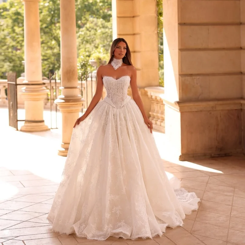 Simple White Elegant Sweetheart Ball Gown Decal Lace Wedding Dress With Decoration A-line Bridal Gowns Customized