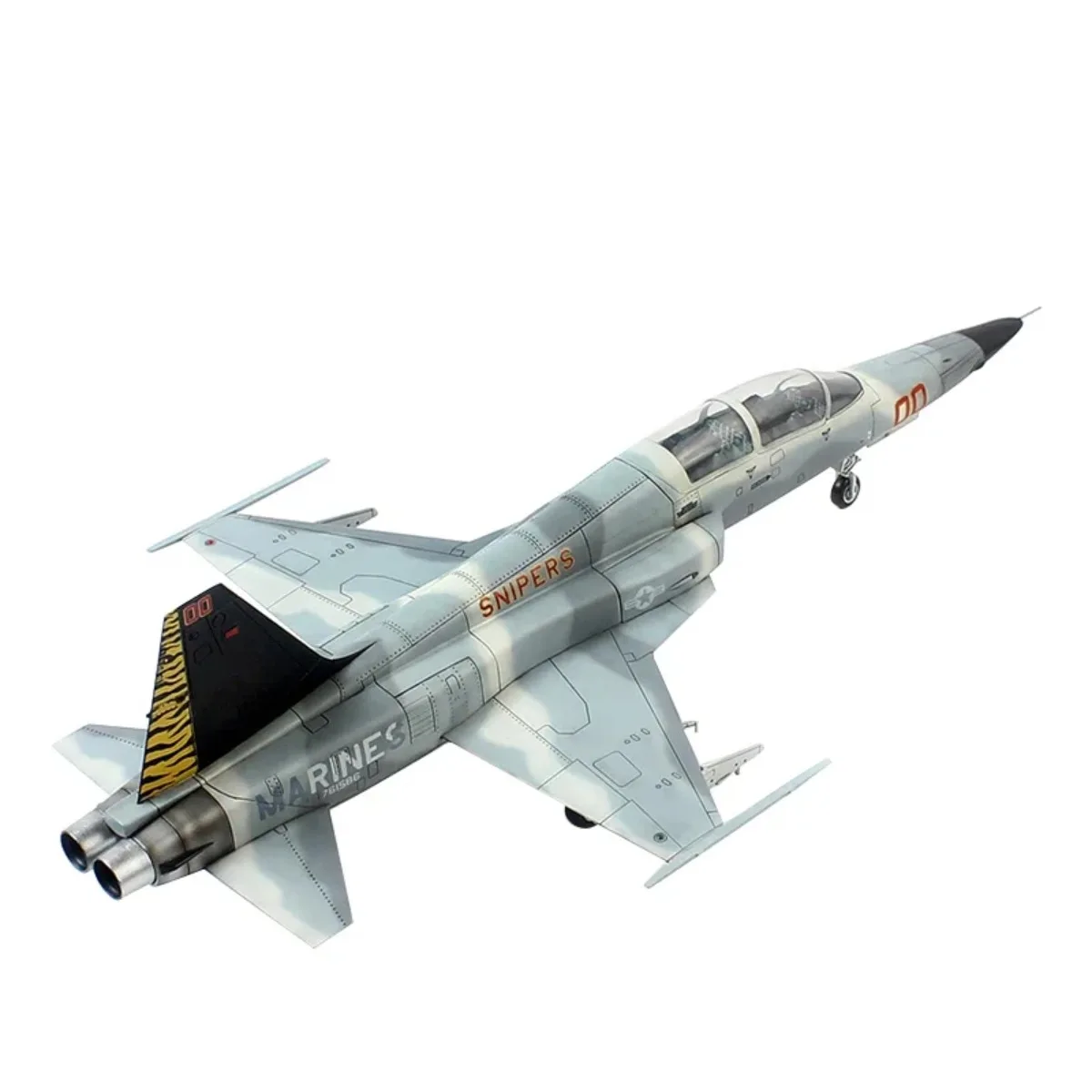 ドリームモデル組み立て航空機キット DM720014 米国 F-5F タイガー II 2 人乗り戦闘機 (後期バージョン) 1/72 カスタムコレクタブルおもちゃ
