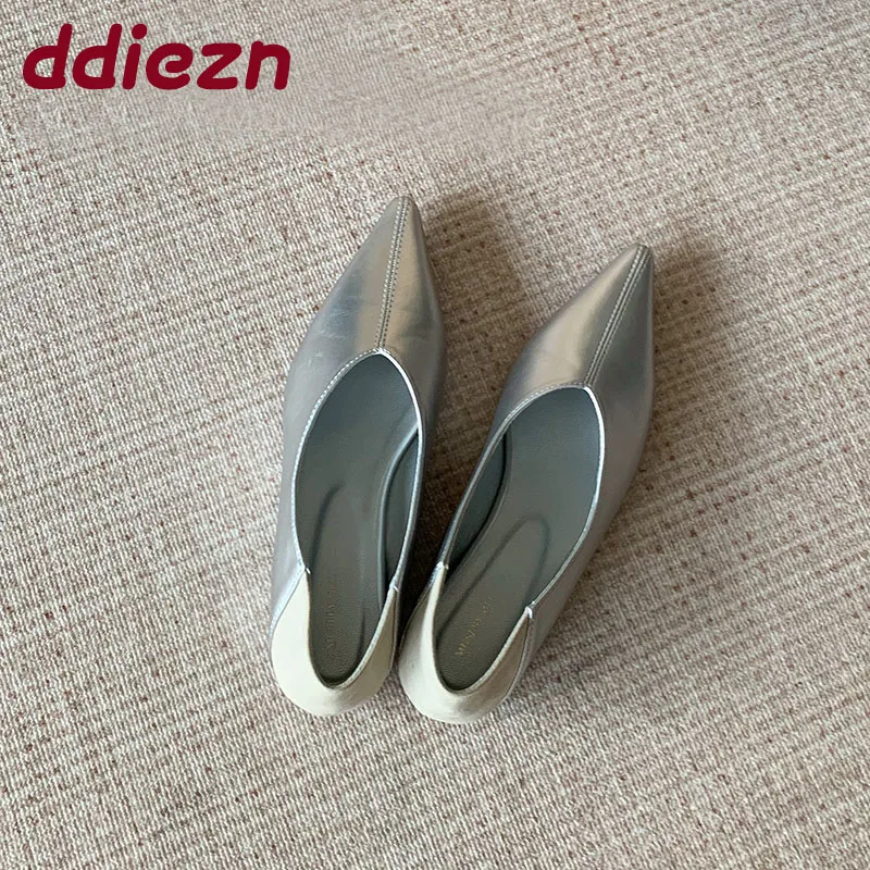 

2025 модные женские туфли без шнуровки на плоской подошве с острым носком, мягкие женские туфли на плоской подошве, увеличивающие рост