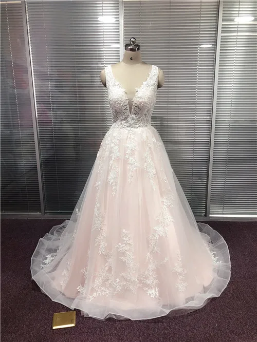 

Angelsbridep V-neck Ball Gown Wedding Dresses Illusion Beading Lace Appliques Ruffles Court Train Vestidos De Noiva Zipper Back