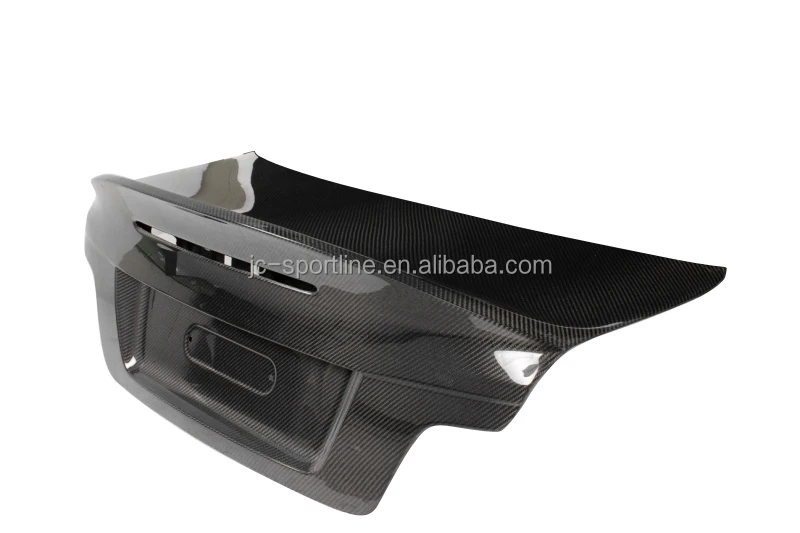 غطاء صندوق السيارة من ألياف الكربون E82 CSL لسيارة BMW E82