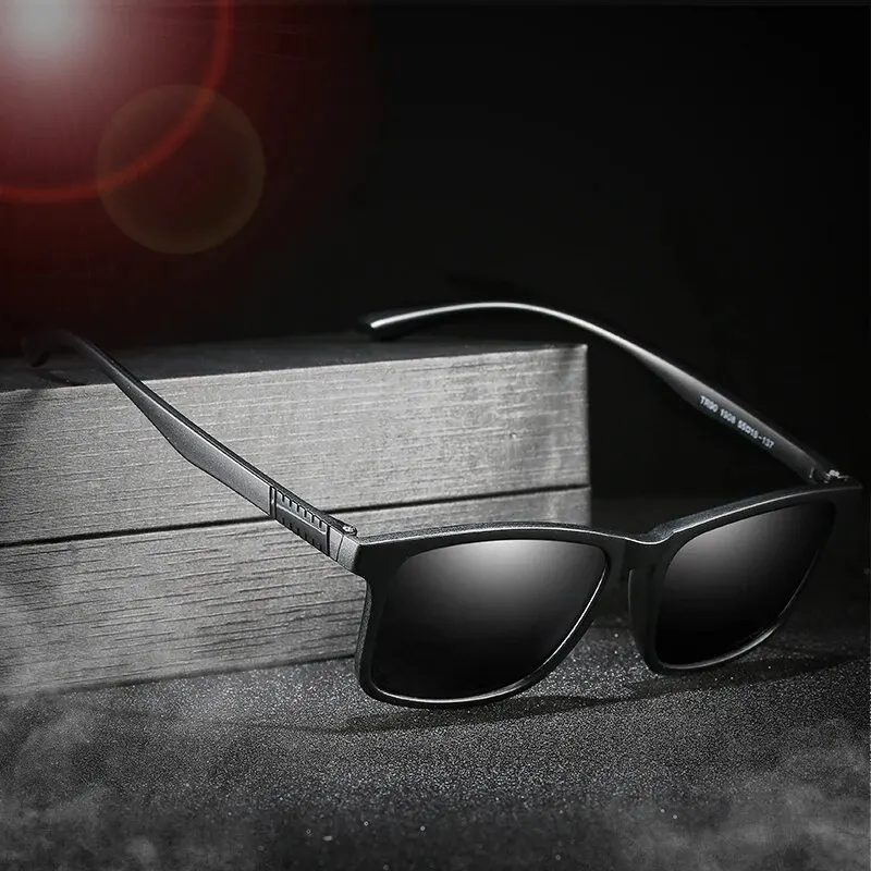 Luxury Men Polarized Sunglasses Fashion Vintage Square Ultra Light TR90 Frame Driving Fishing Sun Glasses For Man UV400 Eyewear