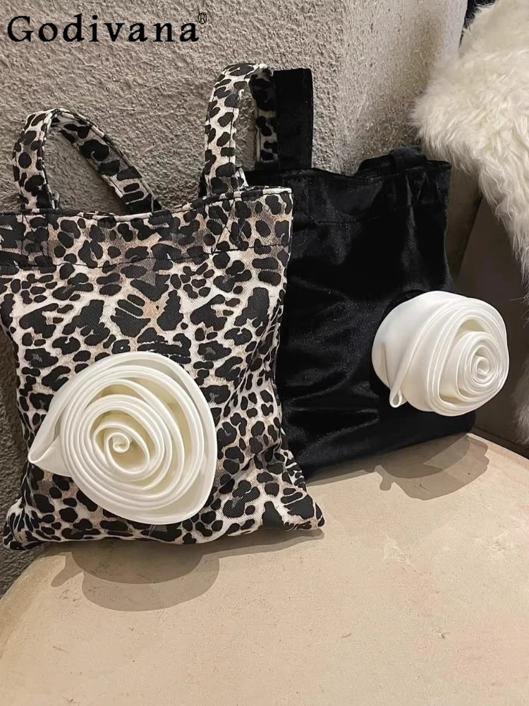 

Japanese New Fashion 3D Rose Leopard Print Canvas Bag Women Sweet Velvet Shoulder Bag Girls Casual Versatile Handbag 2026