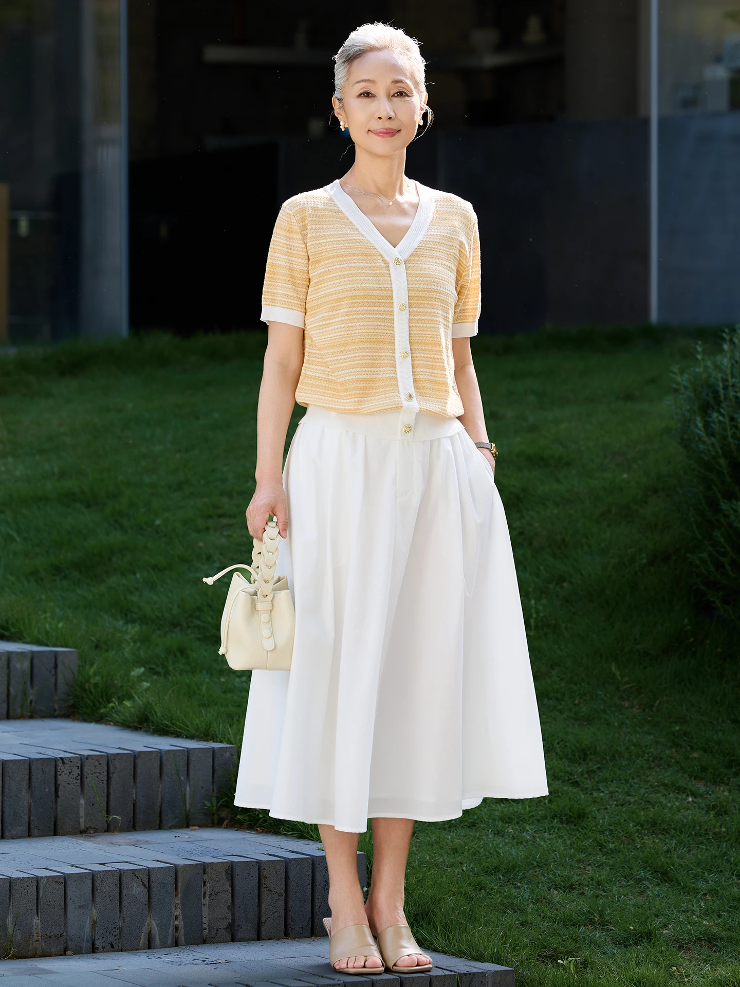 Muzhi Silk Short Sleeve T-Shir - Women'S Fashion In The 50S 评论和价格