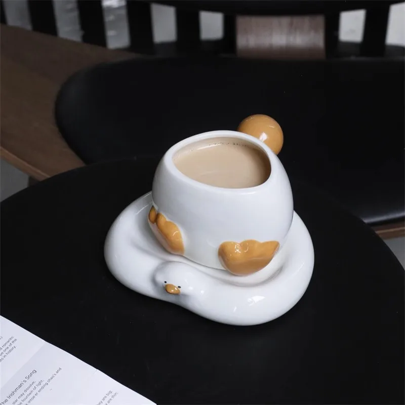 Cute Style Mug,Valentine\'s Day Gift,Ceramic Coffee Cup and Plate Set,Creative Decadent Duck Shaped Water Cup,Desktop Ornament