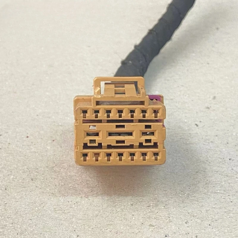For Audi A4L A5 Q5 J519 Vehicle Computer Wiring Harness Connector 1pcs