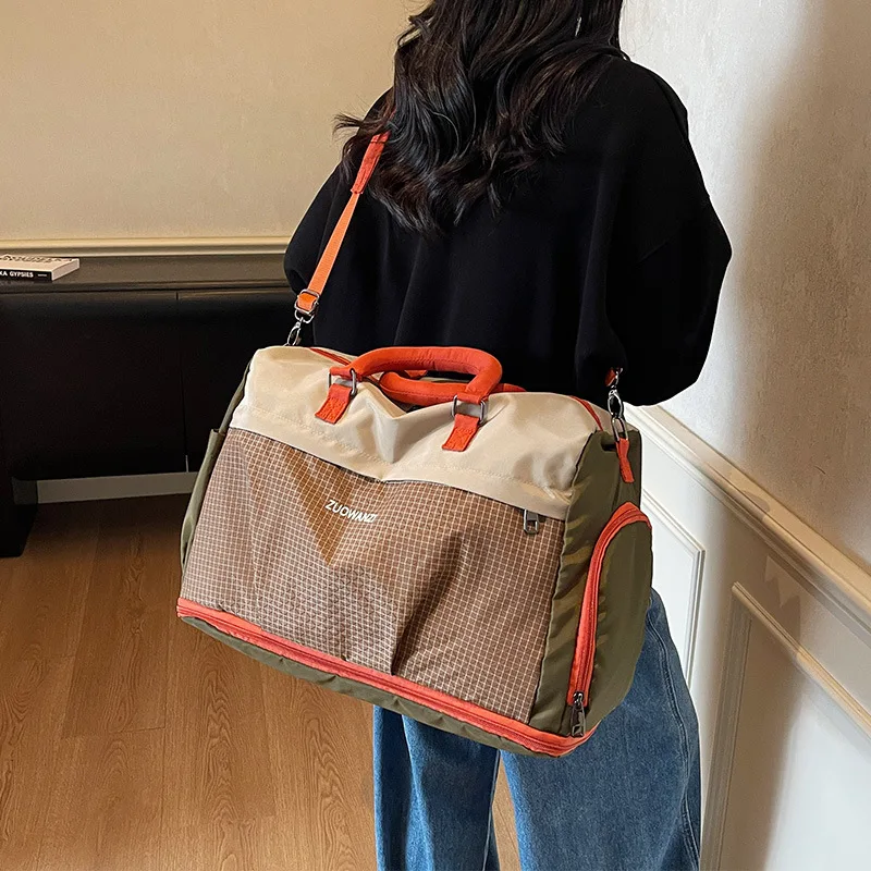 

Large Capacity Lightweight Short Travel Bag for Men Portable Women Sport Fitness Handbag Business Trip Bag Maternity Storage Bag