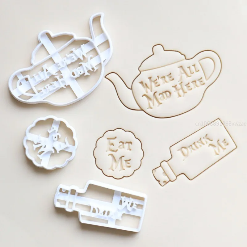 1PC Cookie Cutter Alice in Wonderland Theme Cookie Mold Interesting Cookie Cutter Handmade Baking Kitchen DIY Baking Supplies