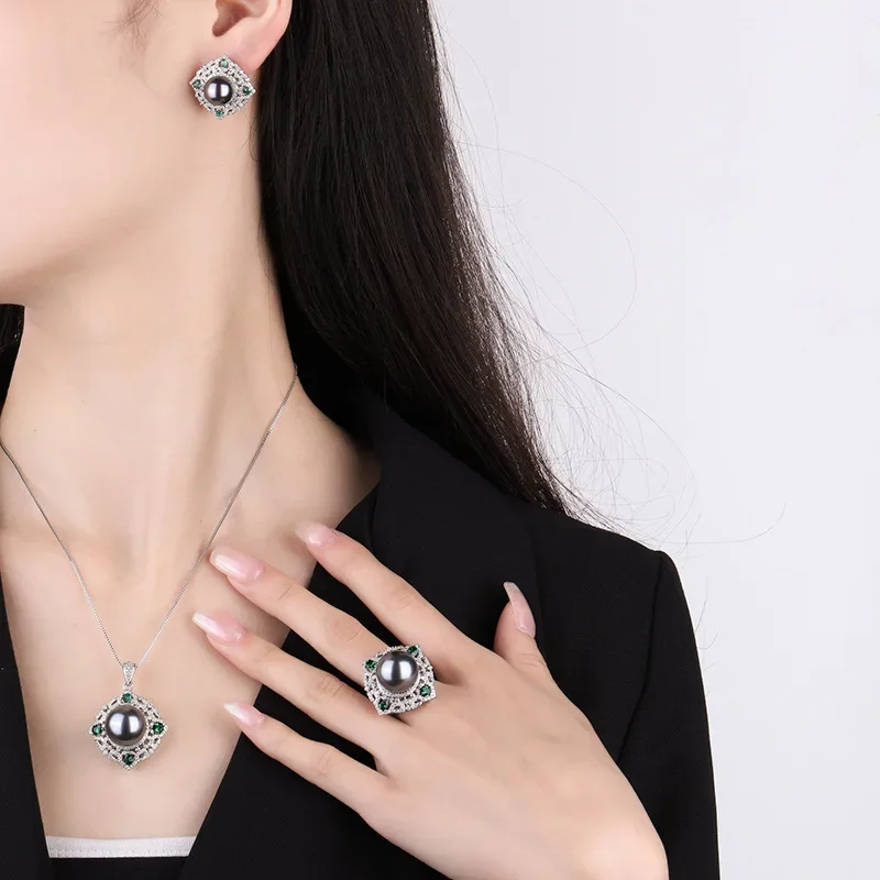 S925 Silver Plated 18K Gold Plated PT950 Platinum Mother-of-fritary Pearls Korean Style Emerald Set with Diamonds and Gray Beads