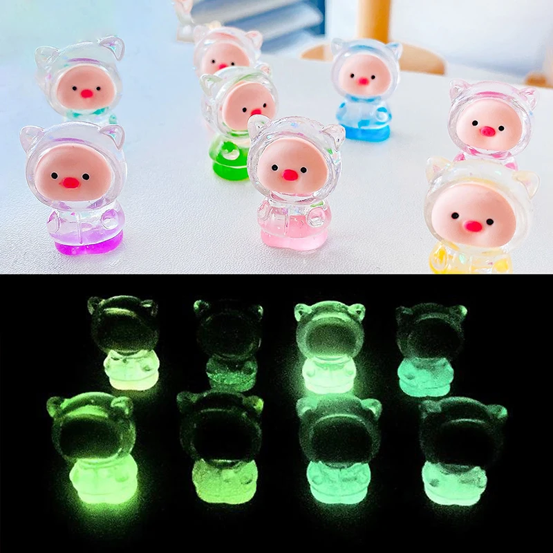 2Pcs Mini Luminous Translucent Resin Animal Cartoon Pig Glow In The Dark Miniatures Terrarium Figurines Home Decor DIY Crafts