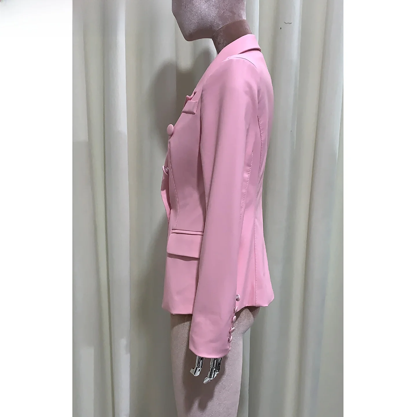 ネラッズーリ レディース スリムフィット PUレザージャケット ピンク ウエストシェイプ ソフトプロテインレザーコート プロ仕様 肩丈