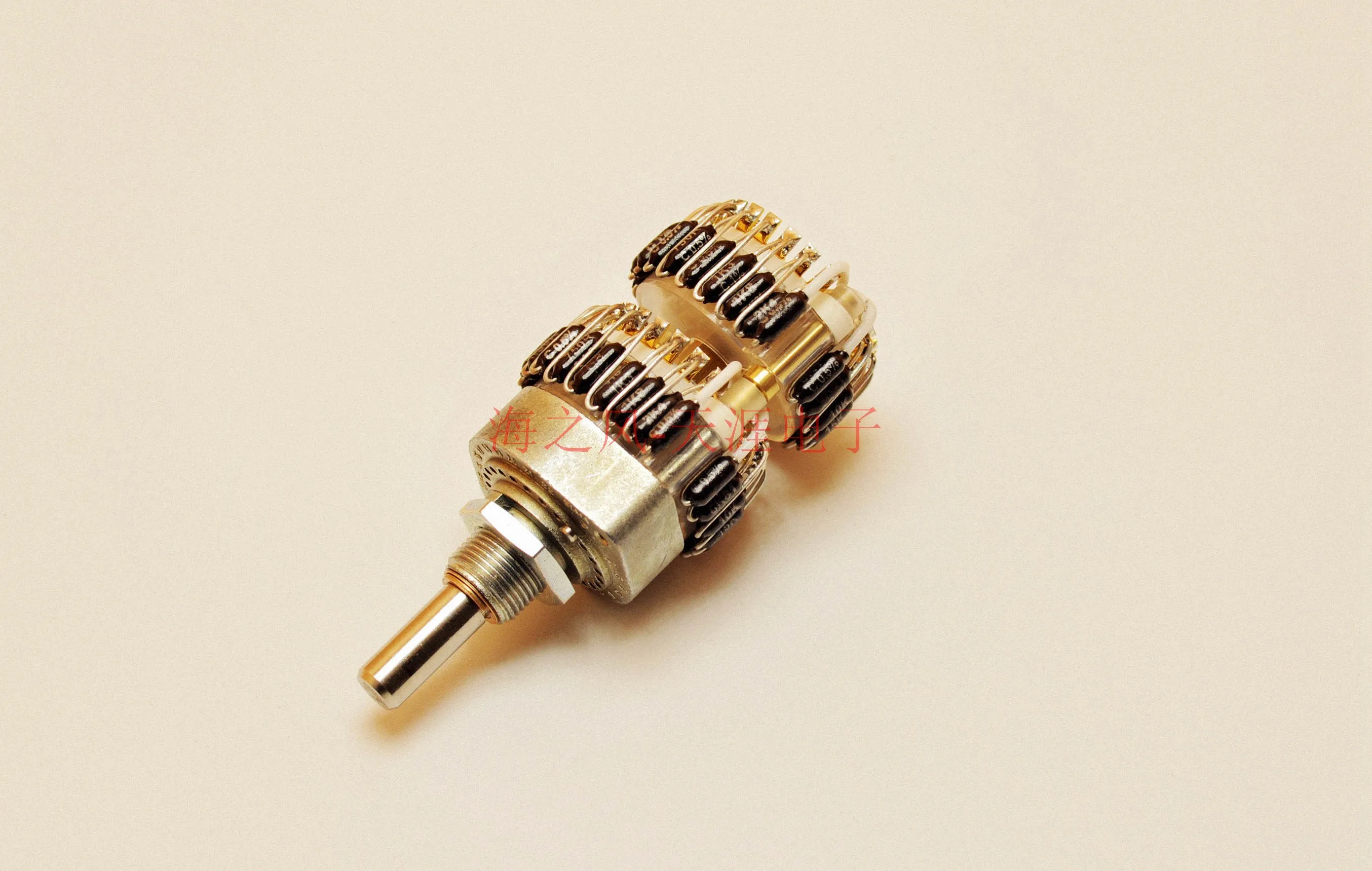 24 gear split voltage type two-channel potentiometer (gold-plated frame + resistor)