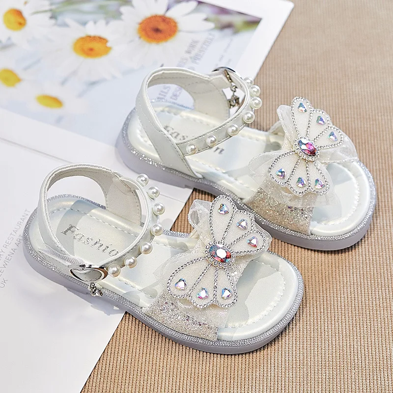 

Children Sandals for Girls Versatile Butterfly 2023 Rhinestones Pearls Chic Cute Shine Kids Shoes Versatile Soft Princess Shoes